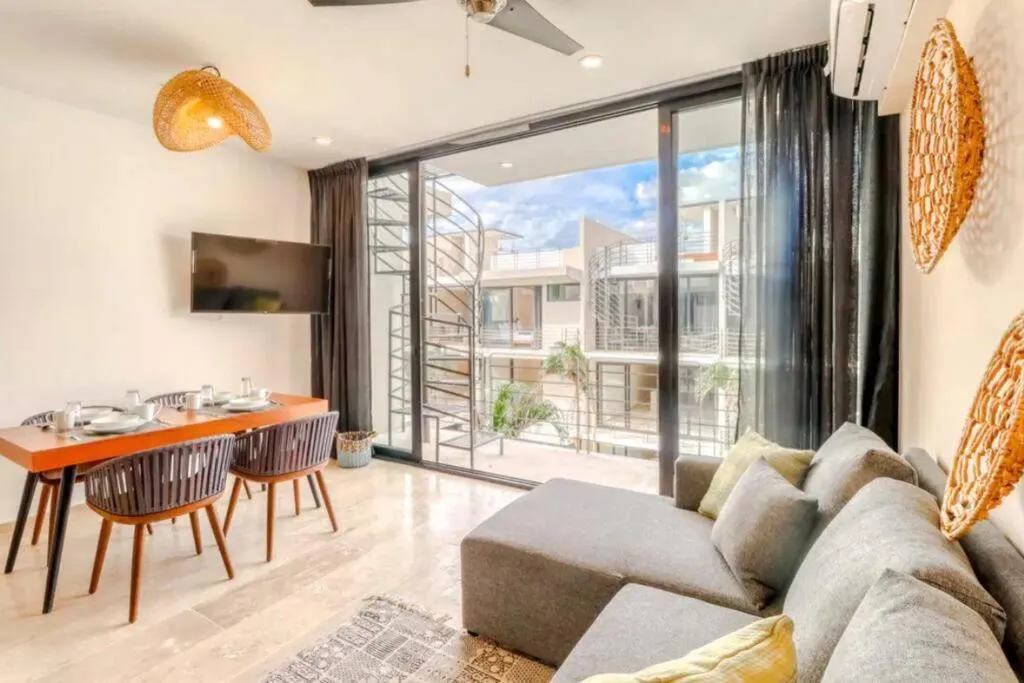 Image 5 of 306 Amena 1BR Penthouse w/ Gym & private Pool/Rooftop