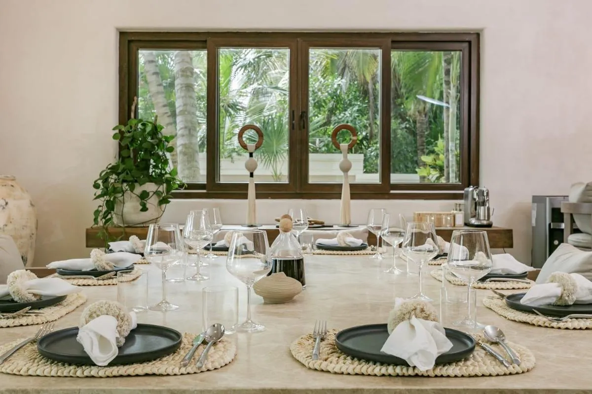 Image 2 of 8 Bedroom Luxury Villa with Private Chef Included