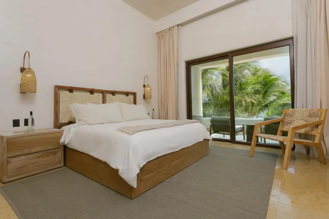 Image of 8 Bedroom Luxury Villa with Private Chef Included