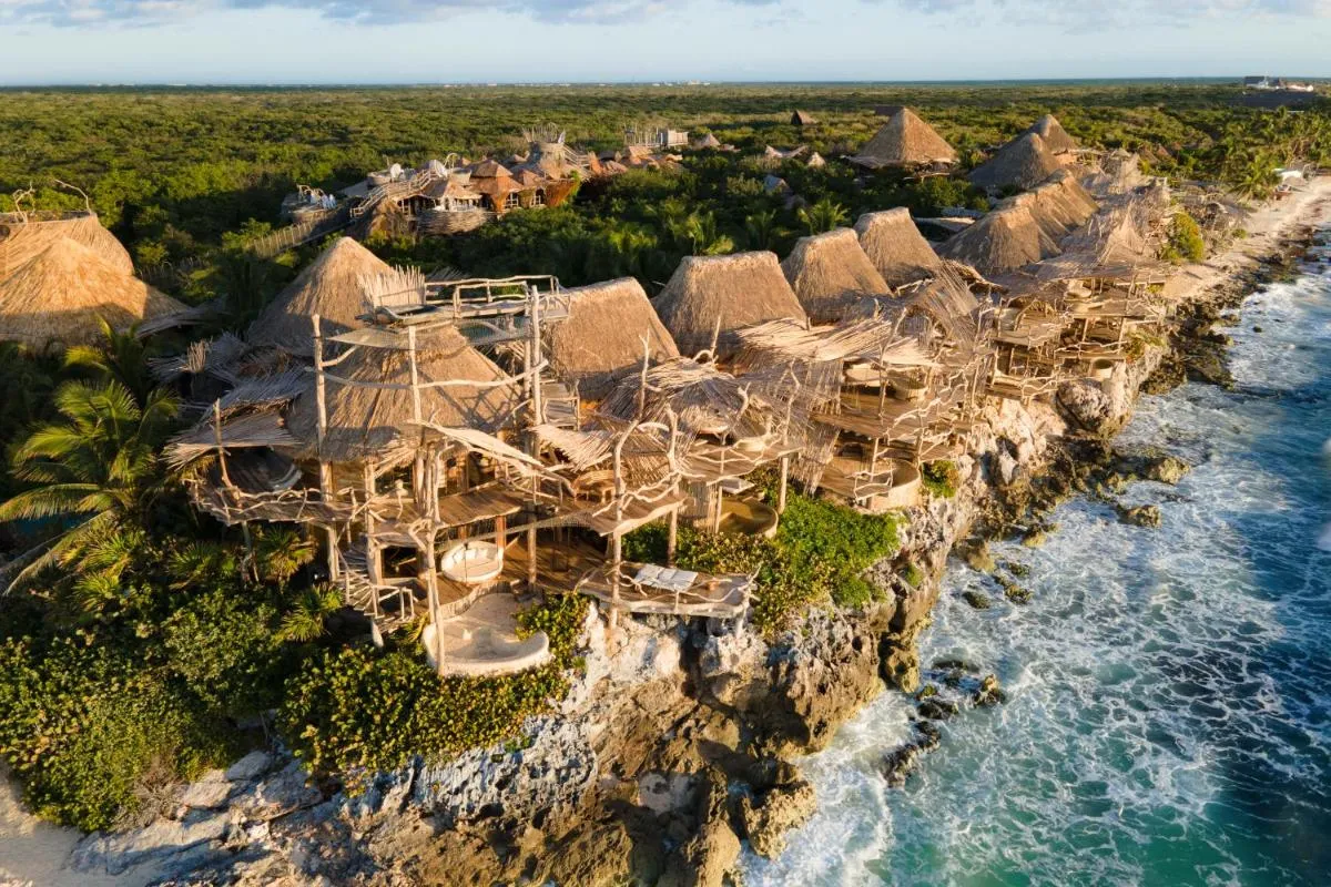 Image 5 of Azulik