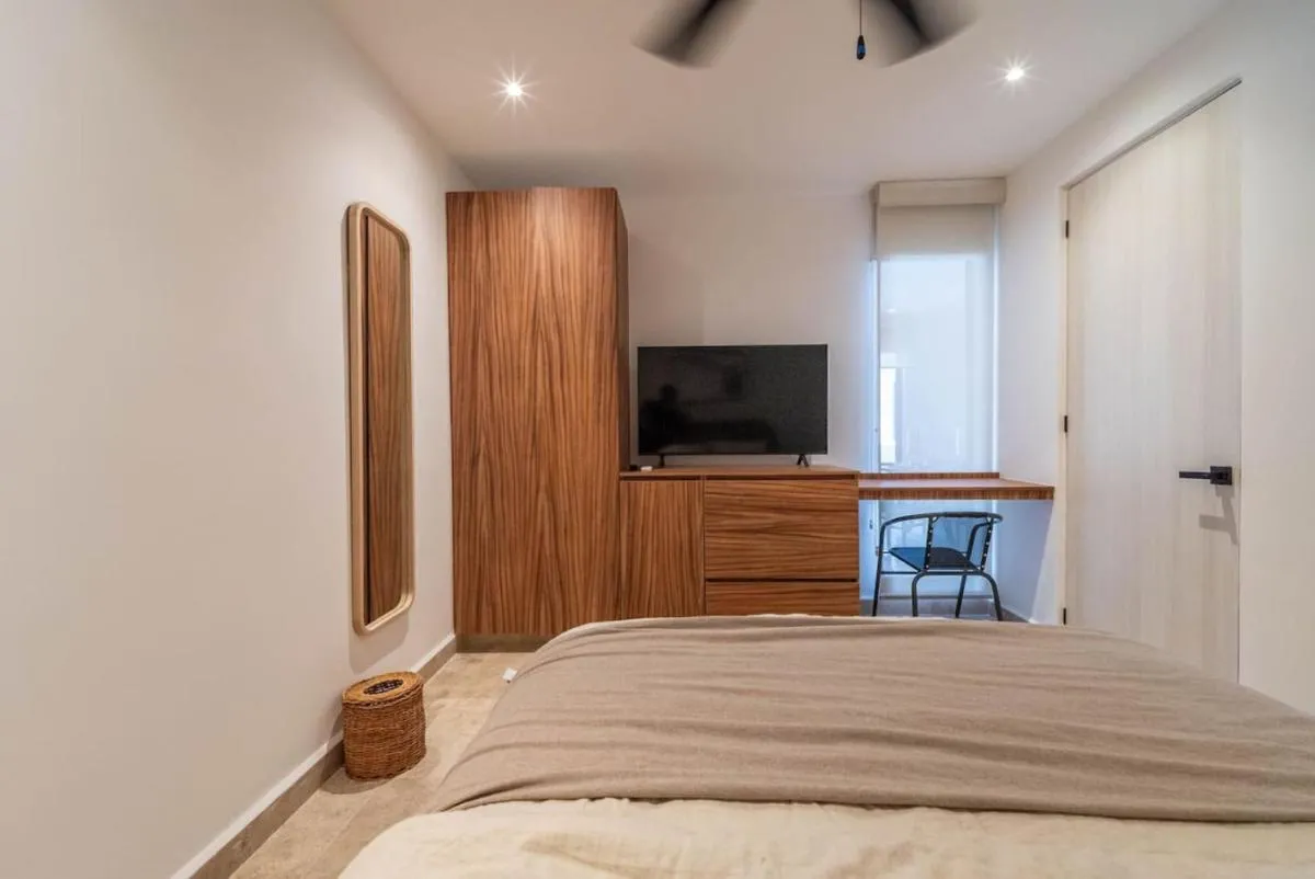 Image 1 of Bright 1 BD Suite with Balcony