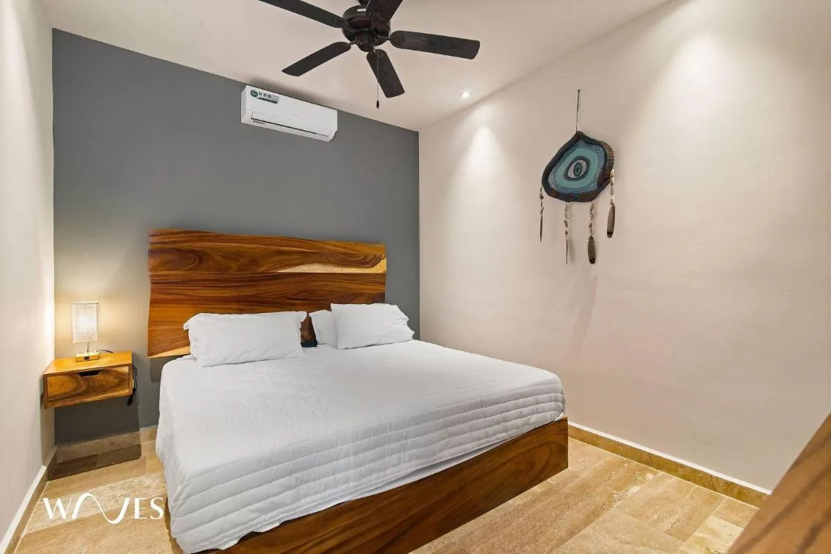 Image 1 of Great Located 1 Bedroom with private Pool and Gym