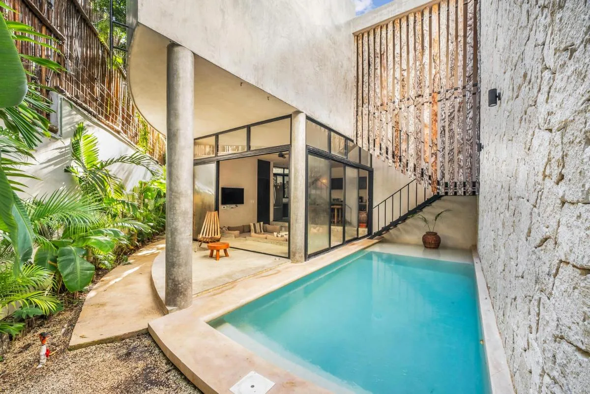 Image 4 of Hidden Gem – Unique Design Pv Pool – Concierge 3A