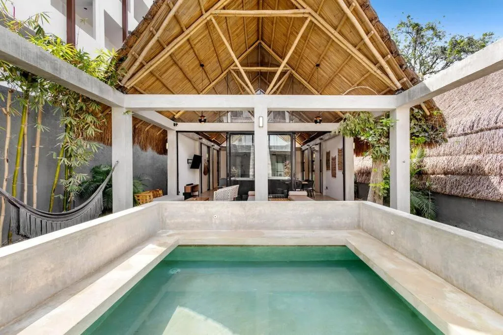 Image of Lux Villa Only 5 Min to Beach!