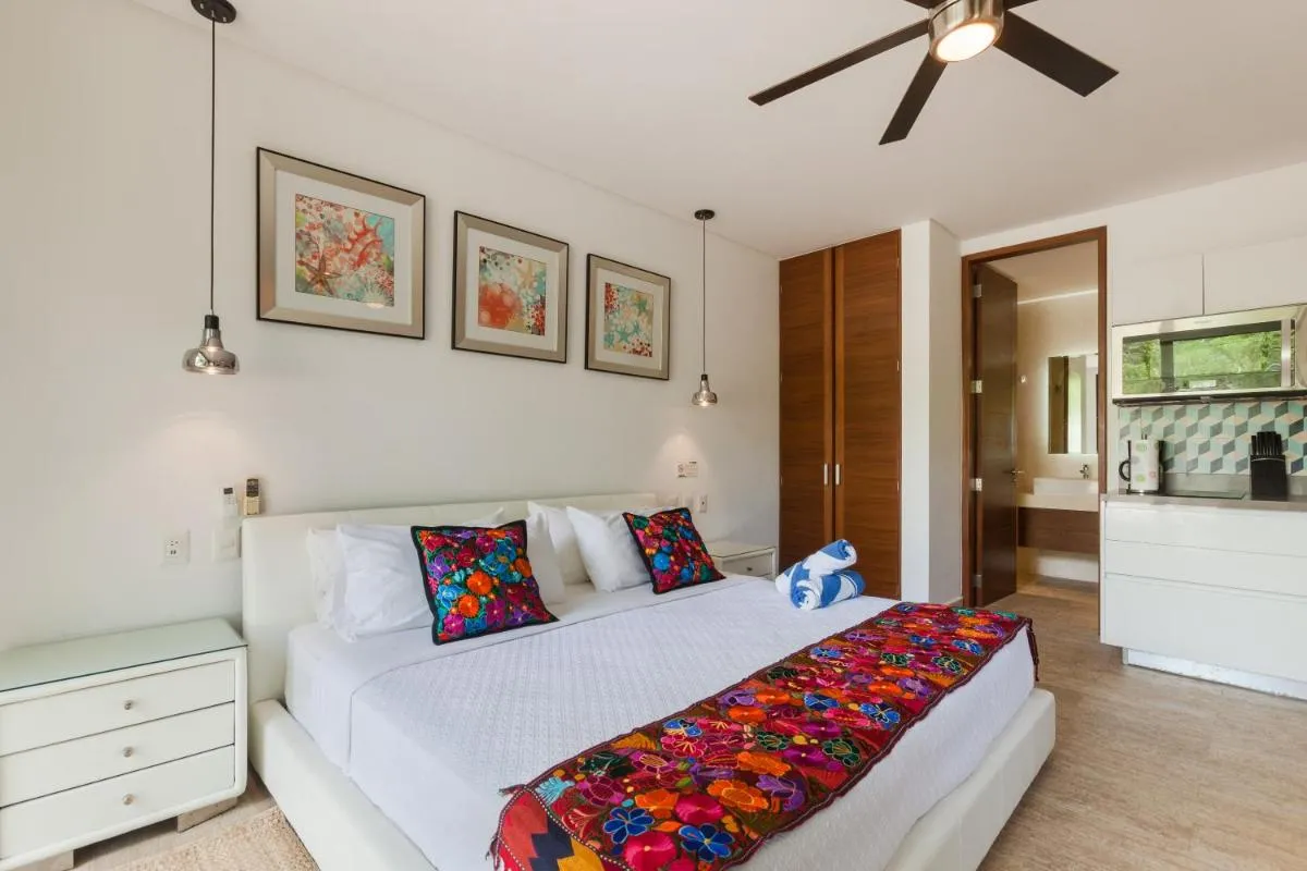 Image 6 of Mexican style studio with free Spa & Gym access