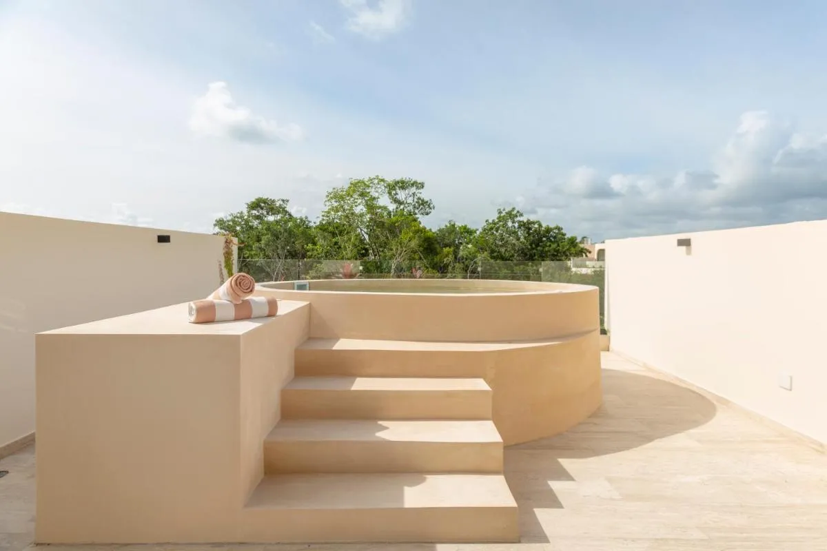 Image 6 of Mistiq Villas