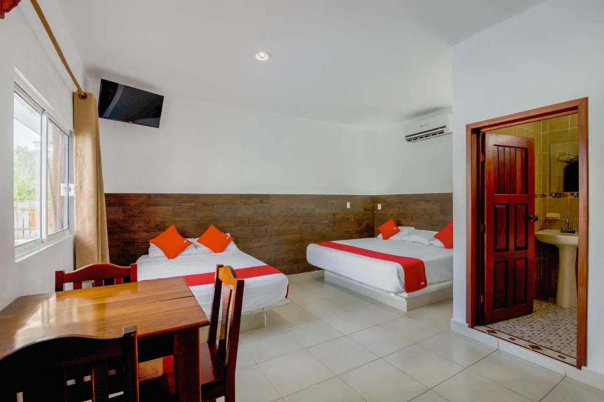 Image 2 of OYO Hotel Palma Real