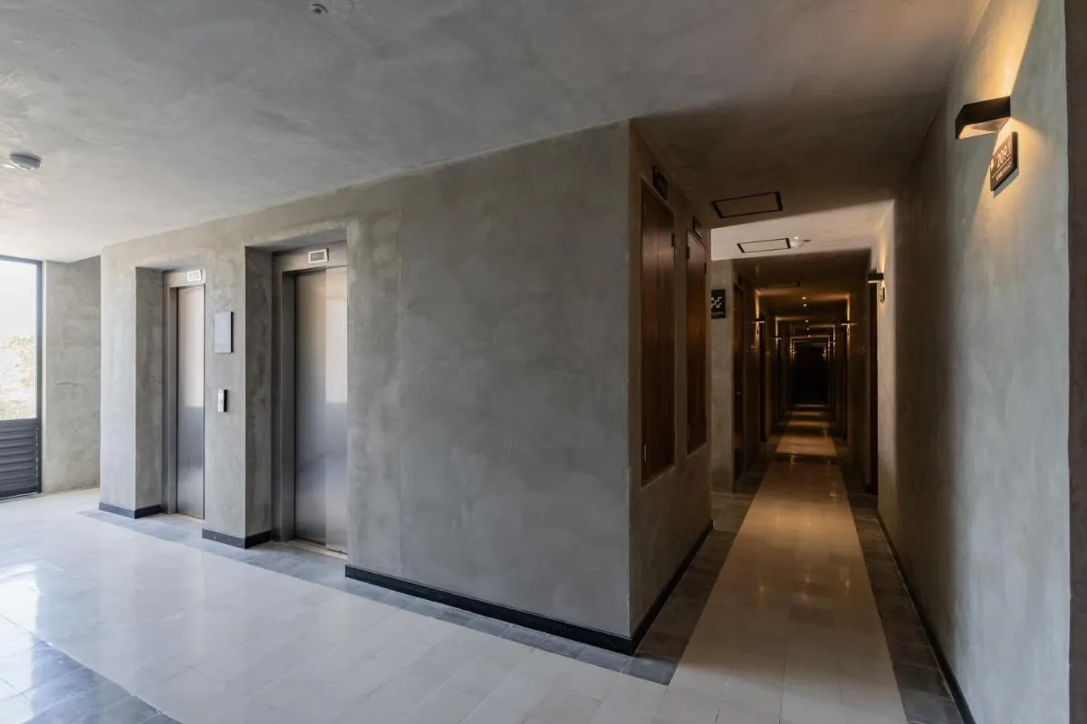 Image 5 of Premium Studio with Rooftop Pool in Downtown