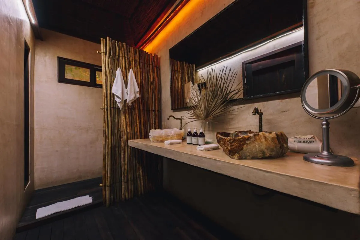 Image 2 of Radhoo Tulum