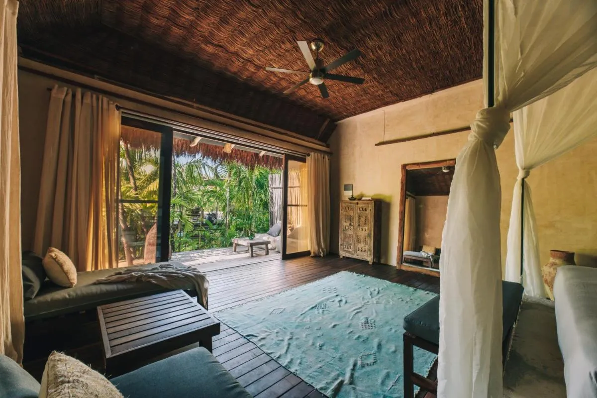 Image 4 of Radhoo Tulum
