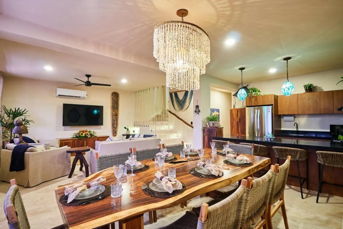 Image 4 of Spacious & Comfy Penthouse Oasis with Plunge Pool