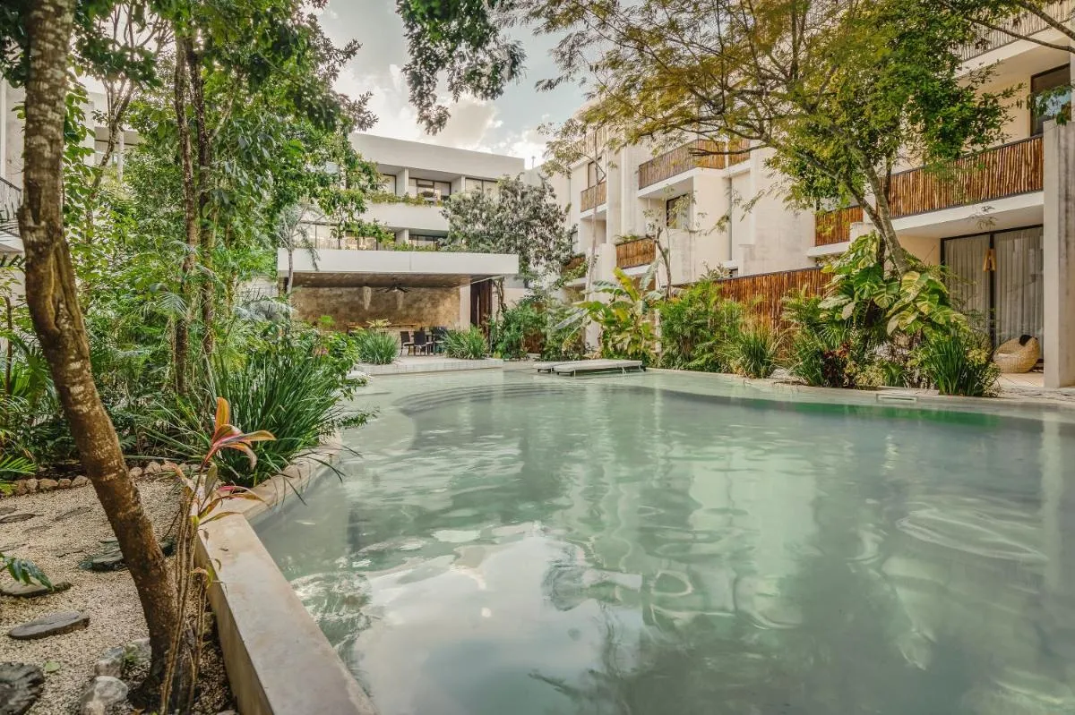Image 3 of Suite with Private Pool