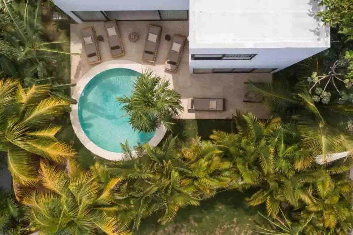 Image of Villa Angelina/ 5 BR/ Secured house/ Beach access!